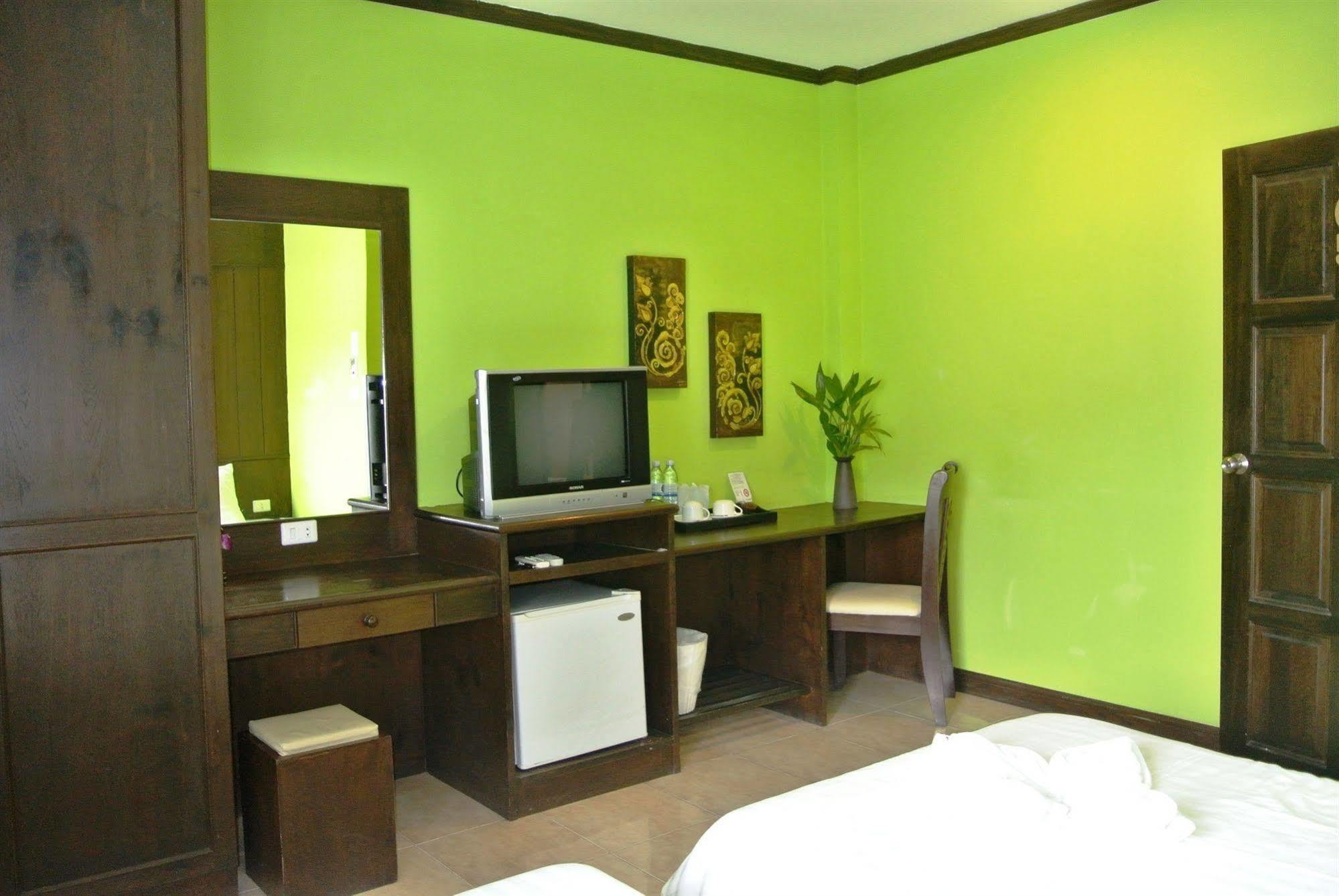 Gorgeous Boutique Room Patong Exterior foto